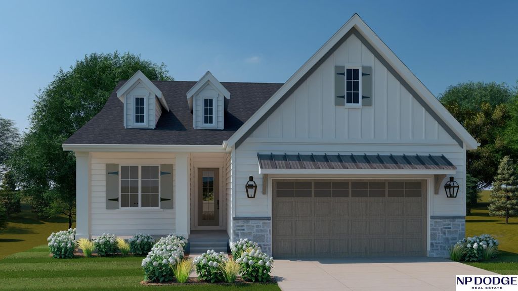 1060 S 93rd Court Circle, Omaha, NE 68114