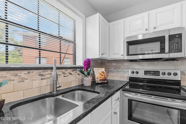 3116 BELDEN Circle, Jacksonville, FL 32207