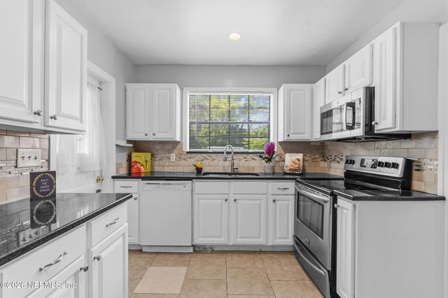 3116 BELDEN Circle, Jacksonville, FL 32207