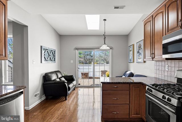 45 TUDOR CT, Marlton, NJ 08053