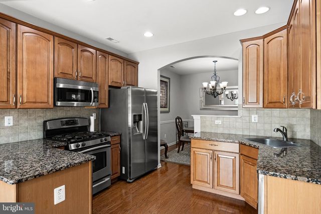 45 TUDOR CT, Marlton, NJ 08053