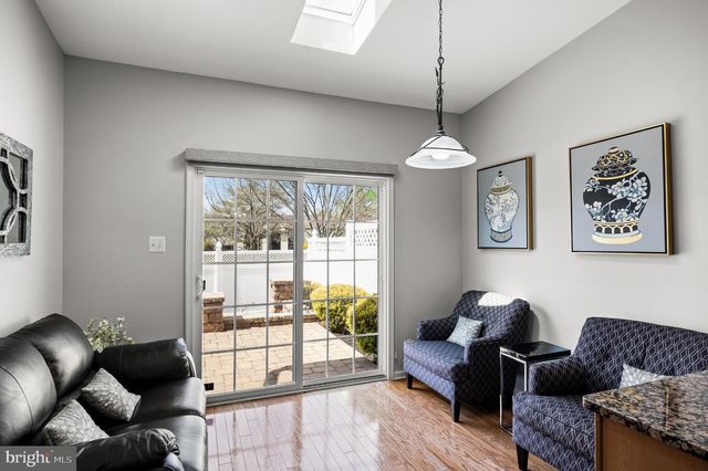 45 TUDOR CT, Marlton, NJ 08053