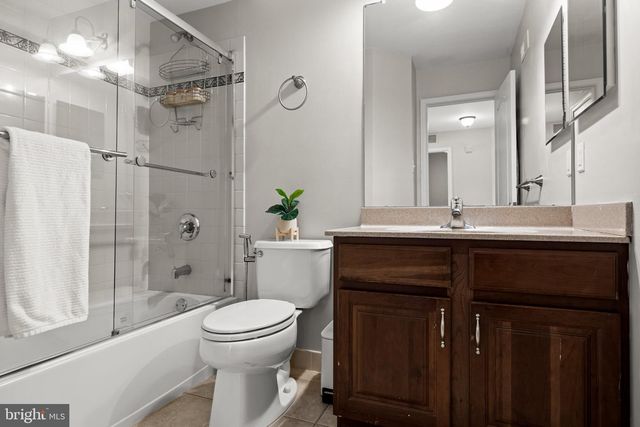 45 TUDOR CT, Marlton, NJ 08053