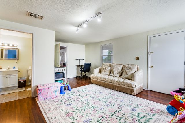 301 E County Road 678, Natalia, TX 78059