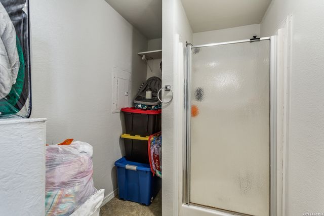 301 E County Road 678, Natalia, TX 78059