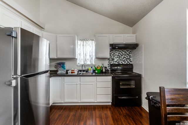 301 E County Road 678, Natalia, TX 78059
