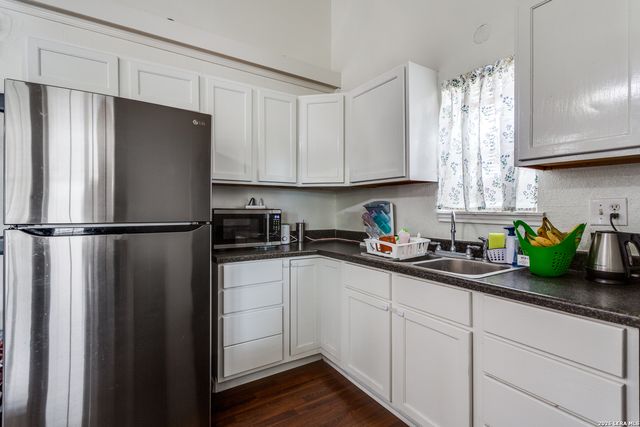 301 E County Road 678, Natalia, TX 78059