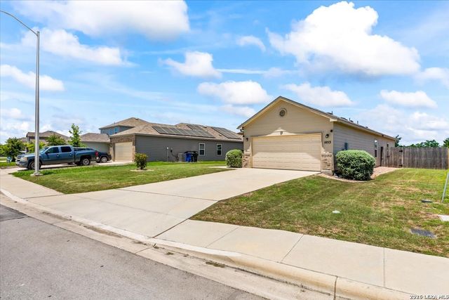 1053 FISHER WAY, New Braunfels, TX 78130