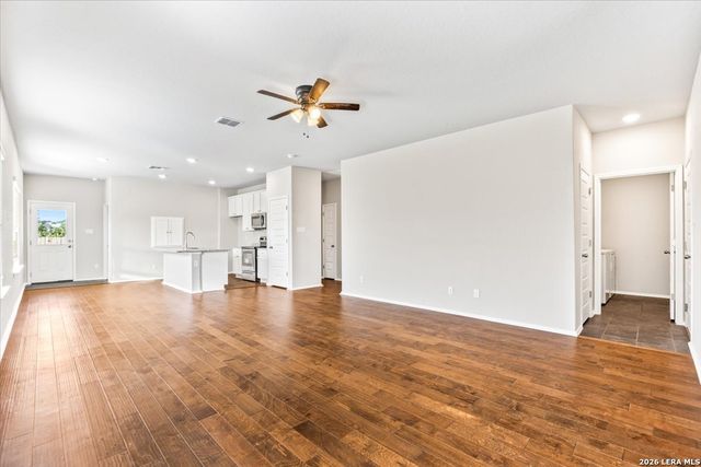 1053 FISHER WAY, New Braunfels, TX 78130