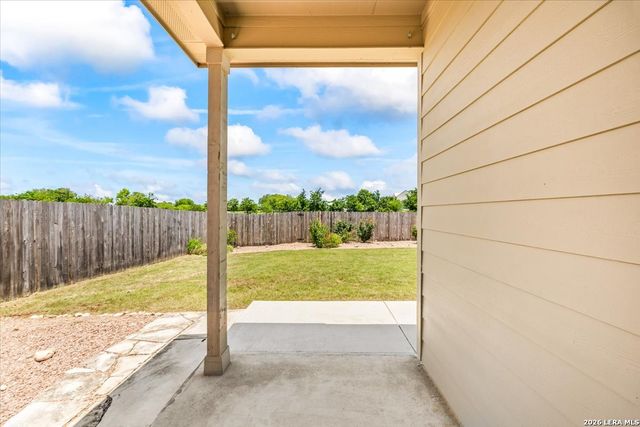 1053 FISHER WAY, New Braunfels, TX 78130