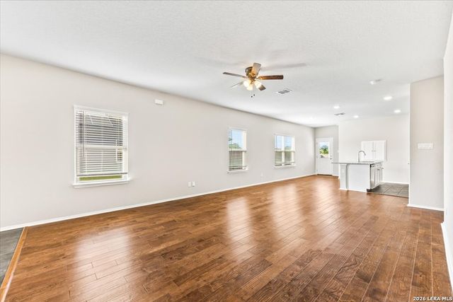 1053 FISHER WAY, New Braunfels, TX 78130