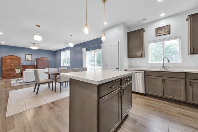 1138 Lake Forest Drive, Hebron, OH 43025