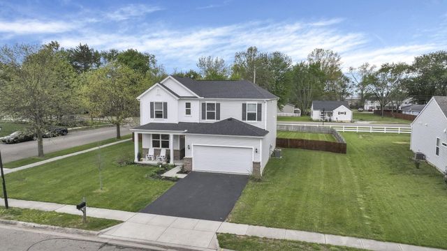 1138 Lake Forest Drive, Hebron, OH 43025
