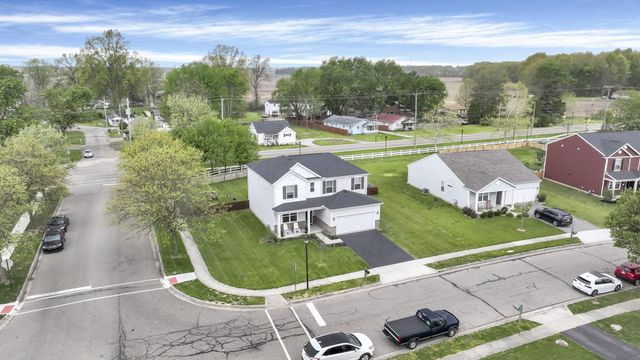 1138 Lake Forest Drive, Hebron, OH 43025
