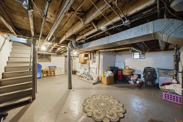 1003 Saint John Street, Elgin, IL 60120