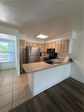 1100 Pondella RD 911, Cape Coral, FL 33909