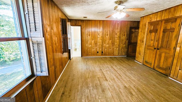 2713 Fieldstone Drive SE, Conyers, GA 30013