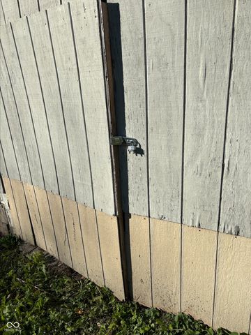 501 E Main Street, Lewisville, IN 47352