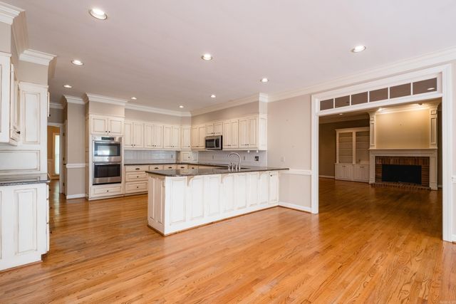 46 Alsace Court, Little Rock, AR 72223