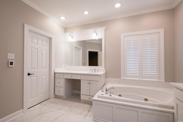 46 Alsace Court, Little Rock, AR 72223