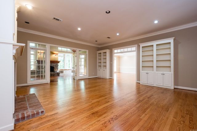 46 Alsace Court, Little Rock, AR 72223