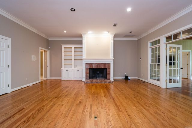 46 Alsace Court, Little Rock, AR 72223