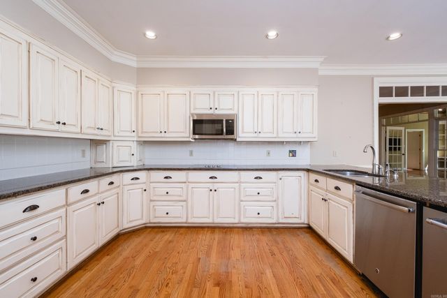 46 Alsace Court, Little Rock, AR 72223