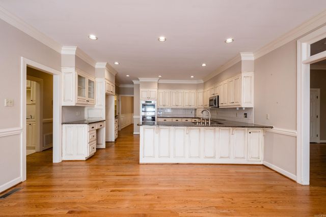 46 Alsace Court, Little Rock, AR 72223