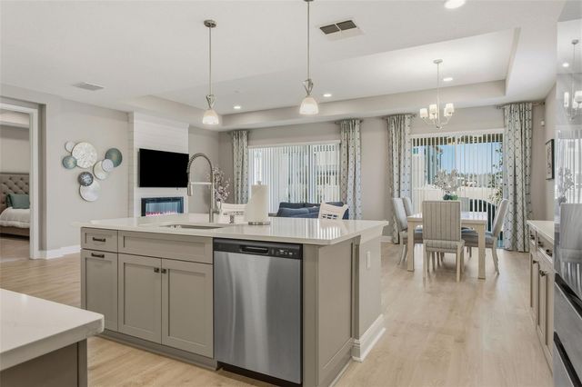 33287 SYCAMORE LEAF DRIVE, Wesley Chapel, FL 33545