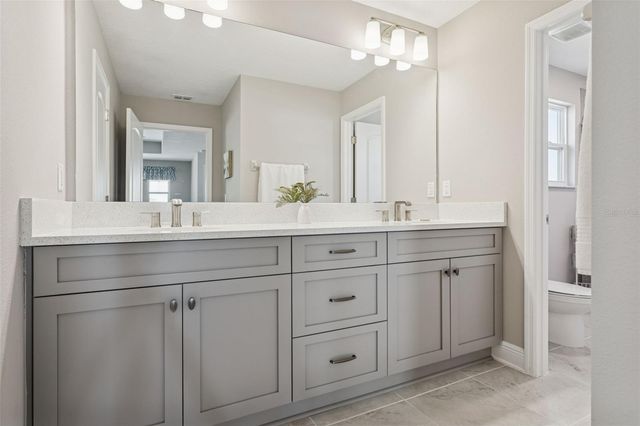 33287 SYCAMORE LEAF DRIVE, Wesley Chapel, FL 33545