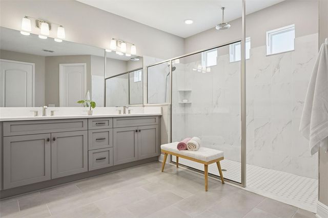 33287 SYCAMORE LEAF DRIVE, Wesley Chapel, FL 33545