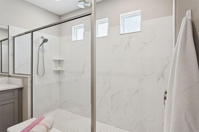 33287 SYCAMORE LEAF DRIVE, Wesley Chapel, FL 33545