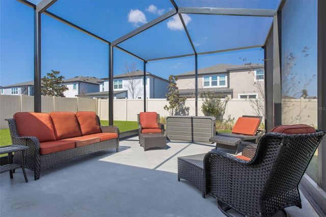 33287 SYCAMORE LEAF DRIVE, Wesley Chapel, FL 33545