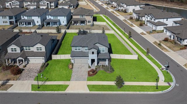 33287 SYCAMORE LEAF DRIVE, Wesley Chapel, FL 33545