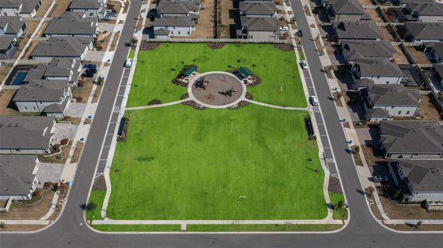 33287 SYCAMORE LEAF DRIVE, Wesley Chapel, FL 33545