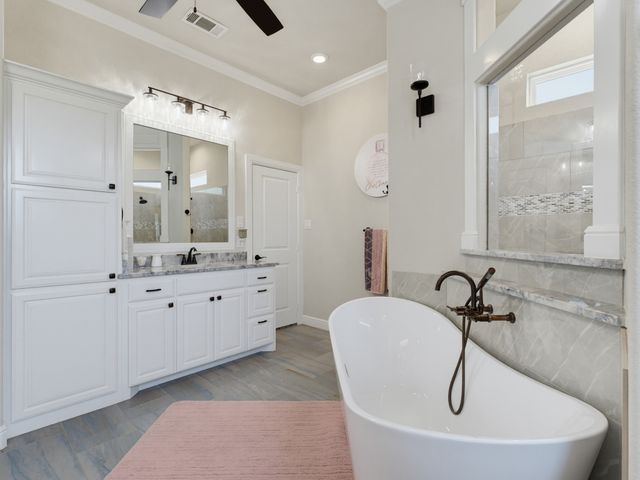 209 Rio Rancho Drive, Decatur, TX 76234