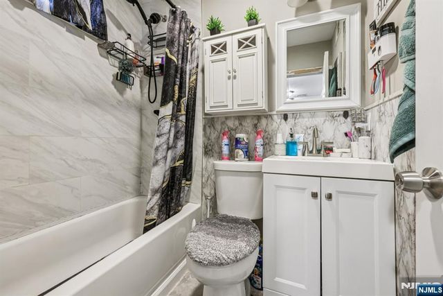 363 Macarthur Avenue, Garfield, NJ 07026