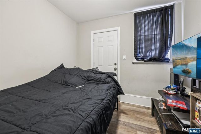 363 Macarthur Avenue, Garfield, NJ 07026