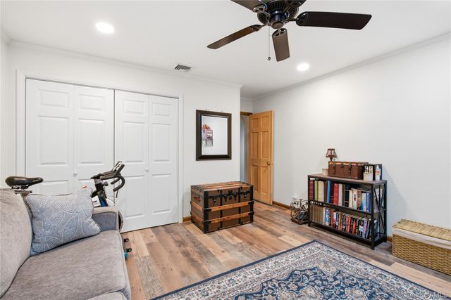 3 Parkside Avenue, Miller Place, NY 11764