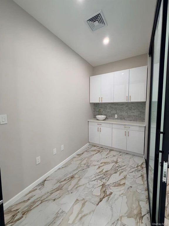 14147 Northern Boulevard 2nd FL, Flushing, NY 11354 — photo 3