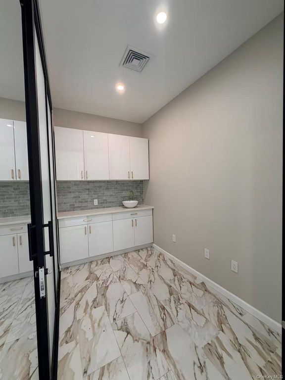 14147 Northern Boulevard 2nd FL, Flushing, NY 11354 — photo 4