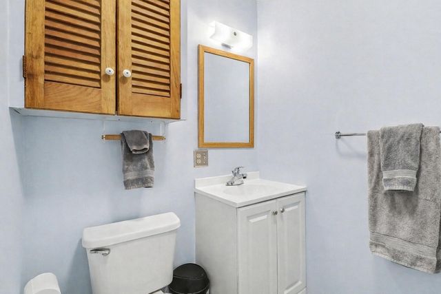 11637 Algonquin Drive, Hamburg Twp, MI 48169