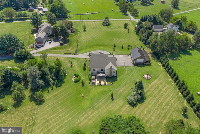 16573 CLARKES GAP RD, Paeonian Springs, VA 20129