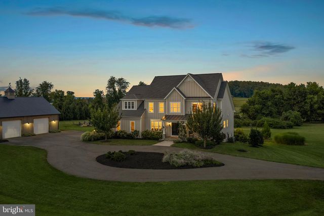 16573 CLARKES GAP RD, Paeonian Springs, VA 20129