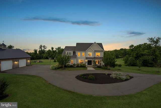 16573 CLARKES GAP RD, Paeonian Springs, VA 20129