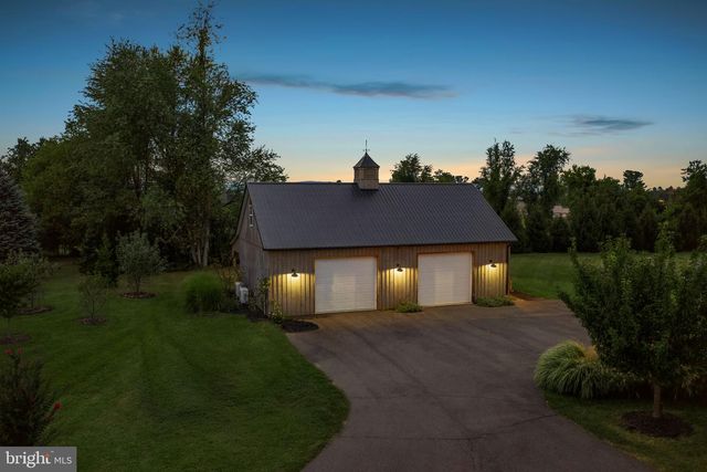 16573 CLARKES GAP RD, Paeonian Springs, VA 20129