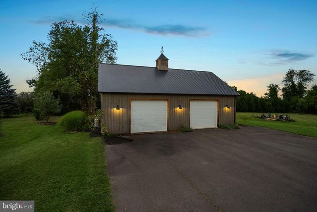 16573 CLARKES GAP RD, Paeonian Springs, VA 20129