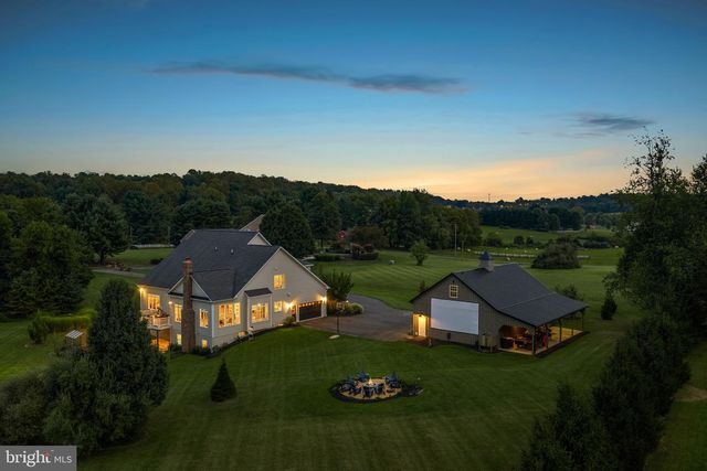 16573 CLARKES GAP RD, Paeonian Springs, VA 20129