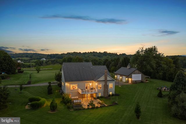 16573 CLARKES GAP RD, Paeonian Springs, VA 20129