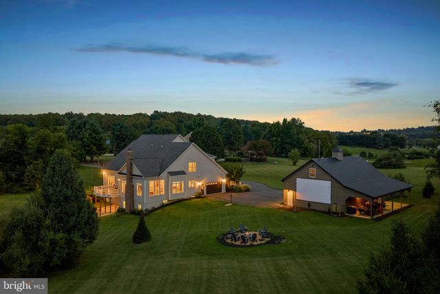 16573 CLARKES GAP RD, Paeonian Springs, VA 20129